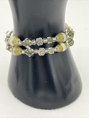 Double Strand Green Peridot Glass Cube Bead Bracelet Silver Filigree Box Clasp